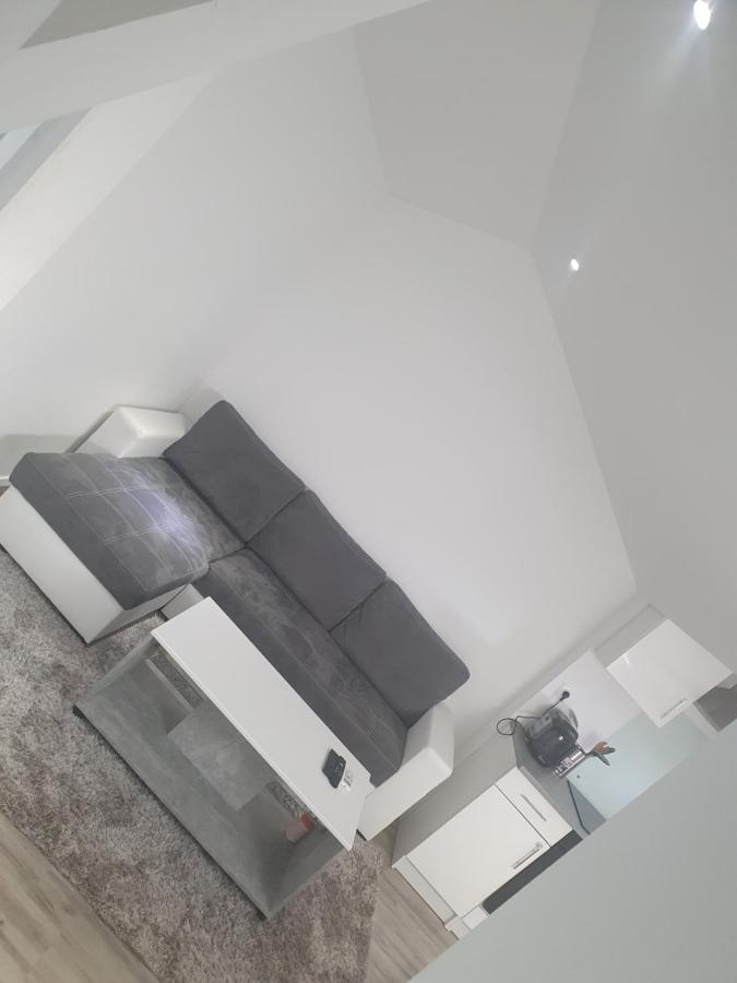 Aux Portes De Lyon Jolie T3 Clim Et Prime Video Apartment Givors Exterior photo